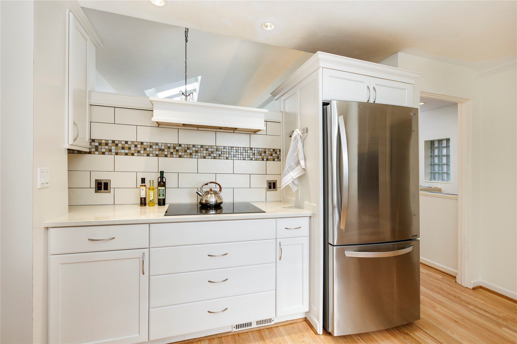 12051 4th Avenue Property Photo 8