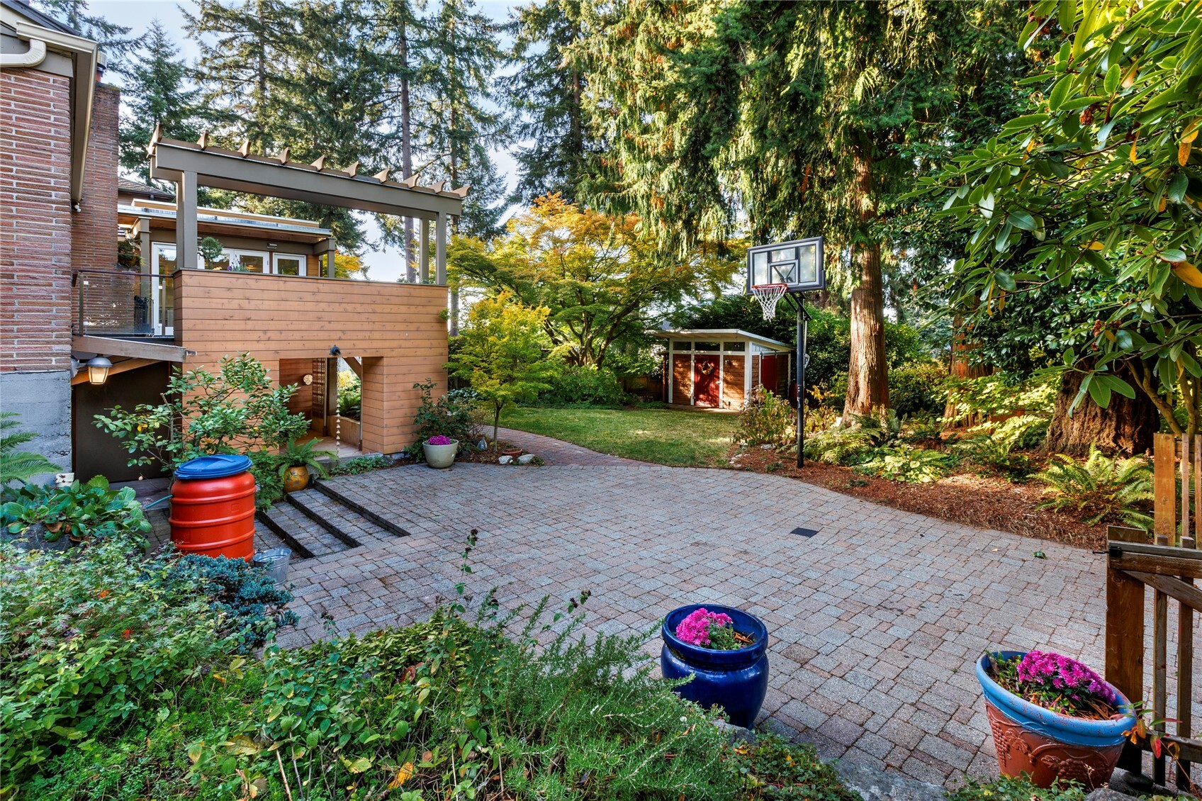 12051 4th Avenue Property Photo 25