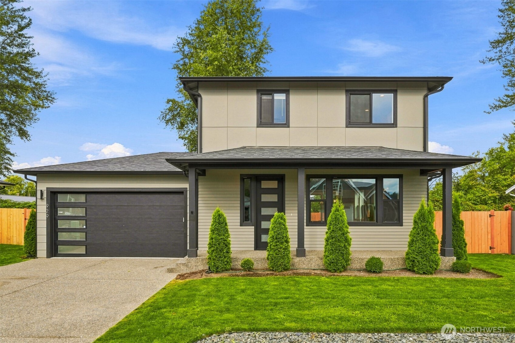 929 Crimson Court Property Photo 1