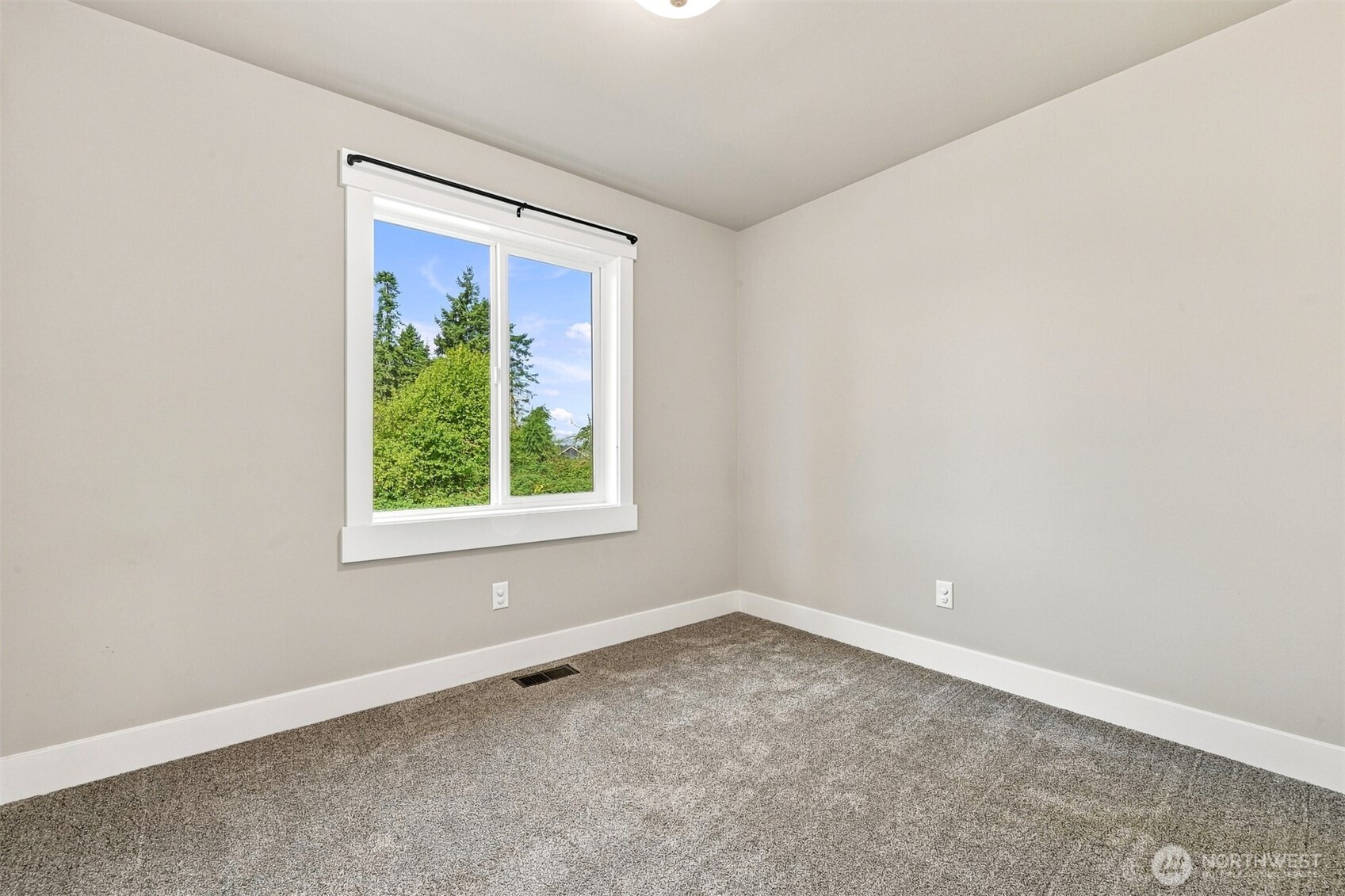 929 Crimson Court Property Photo 25