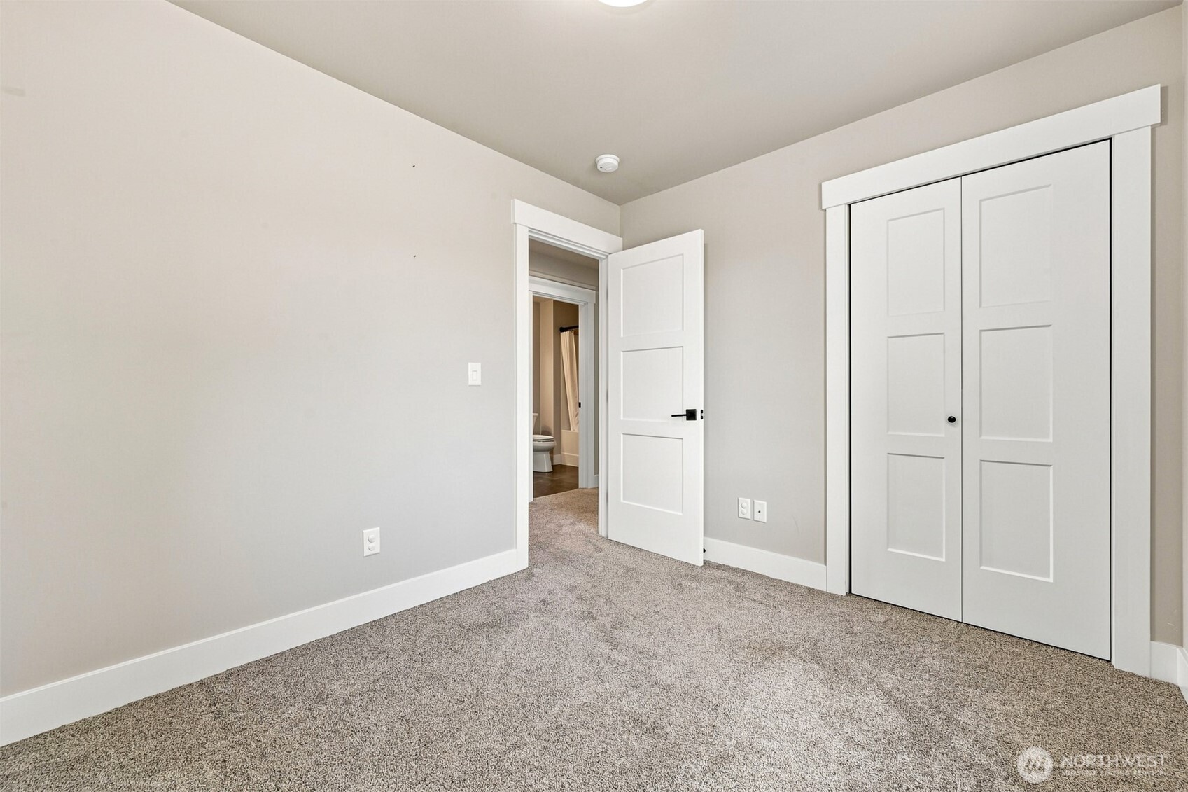 929 Crimson Court Property Photo 27