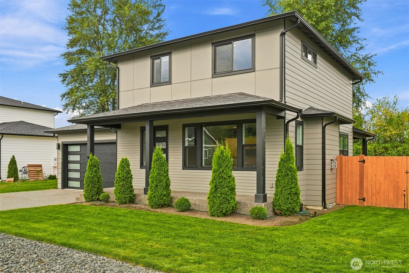 929 Crimson Court Property Photo 37