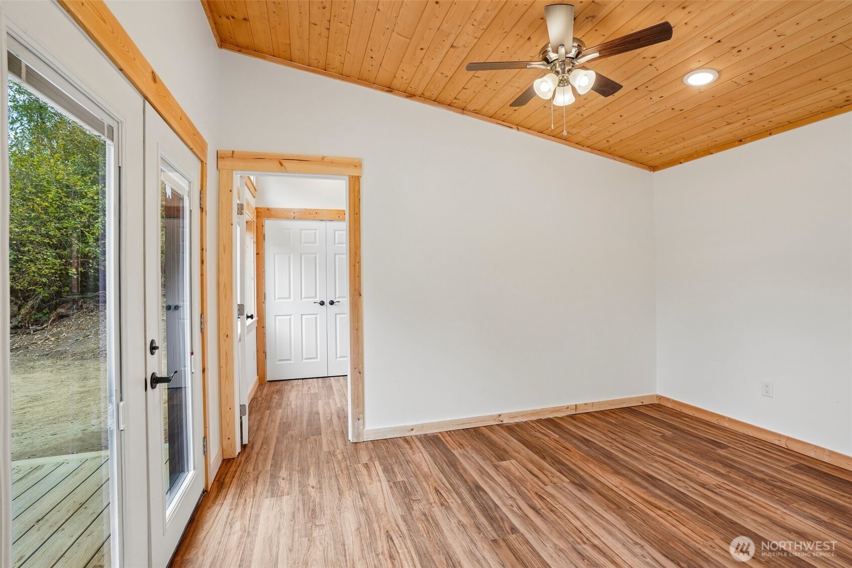 1836 Hazel Dell Road Property Photo 4