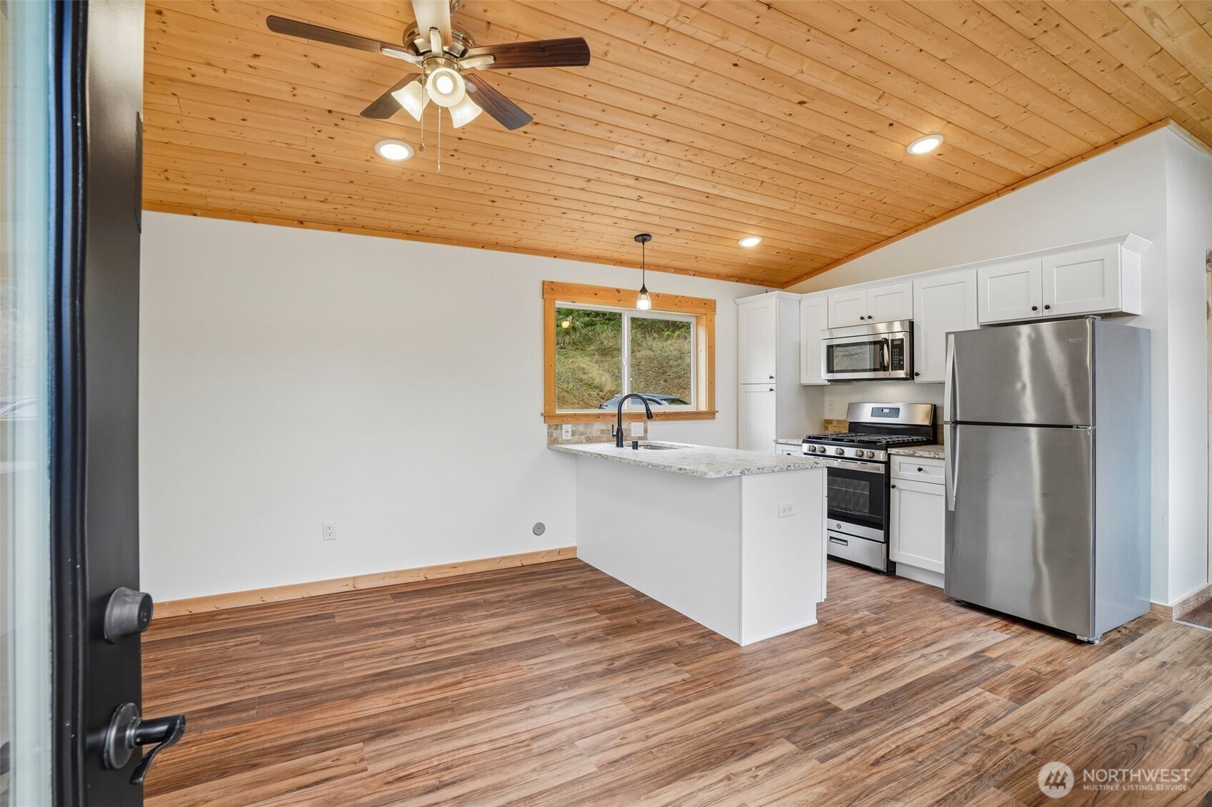 1836 Hazel Dell Road Property Photo 6