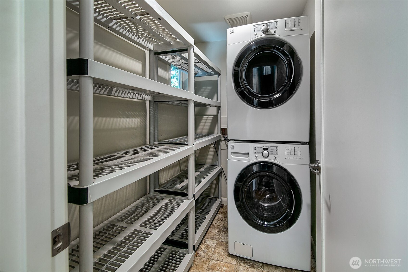 1512 Taylor Avenue C Property Photo 21