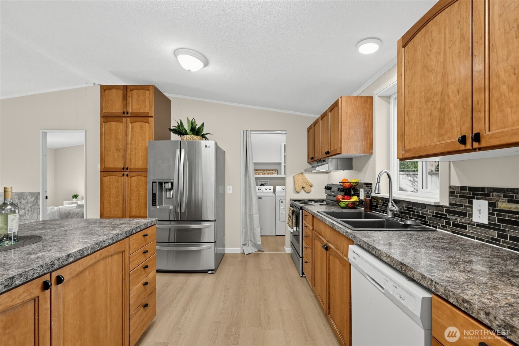 11321 201st Ave E Property Photo 15