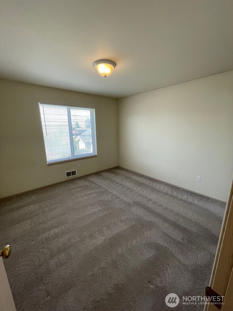 3208 Rockefeller Avenue B/d Property Photo 5