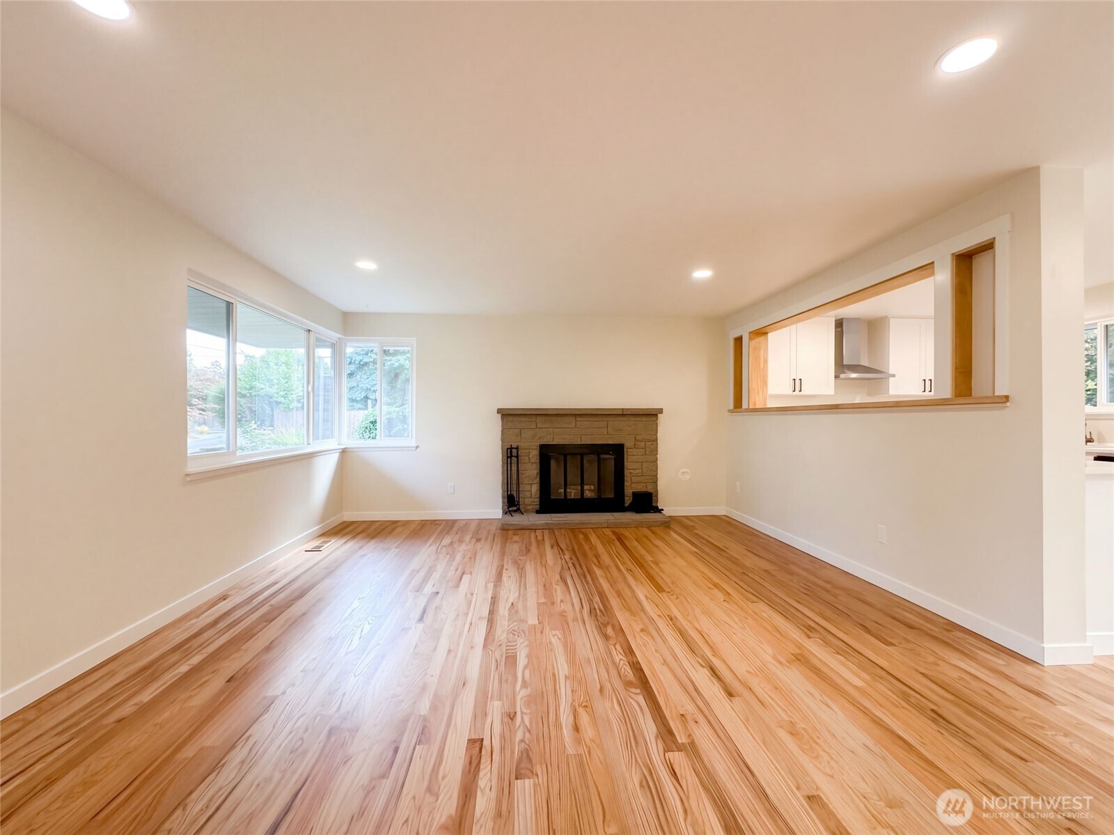 11245 12th Avenue Property Photo 3