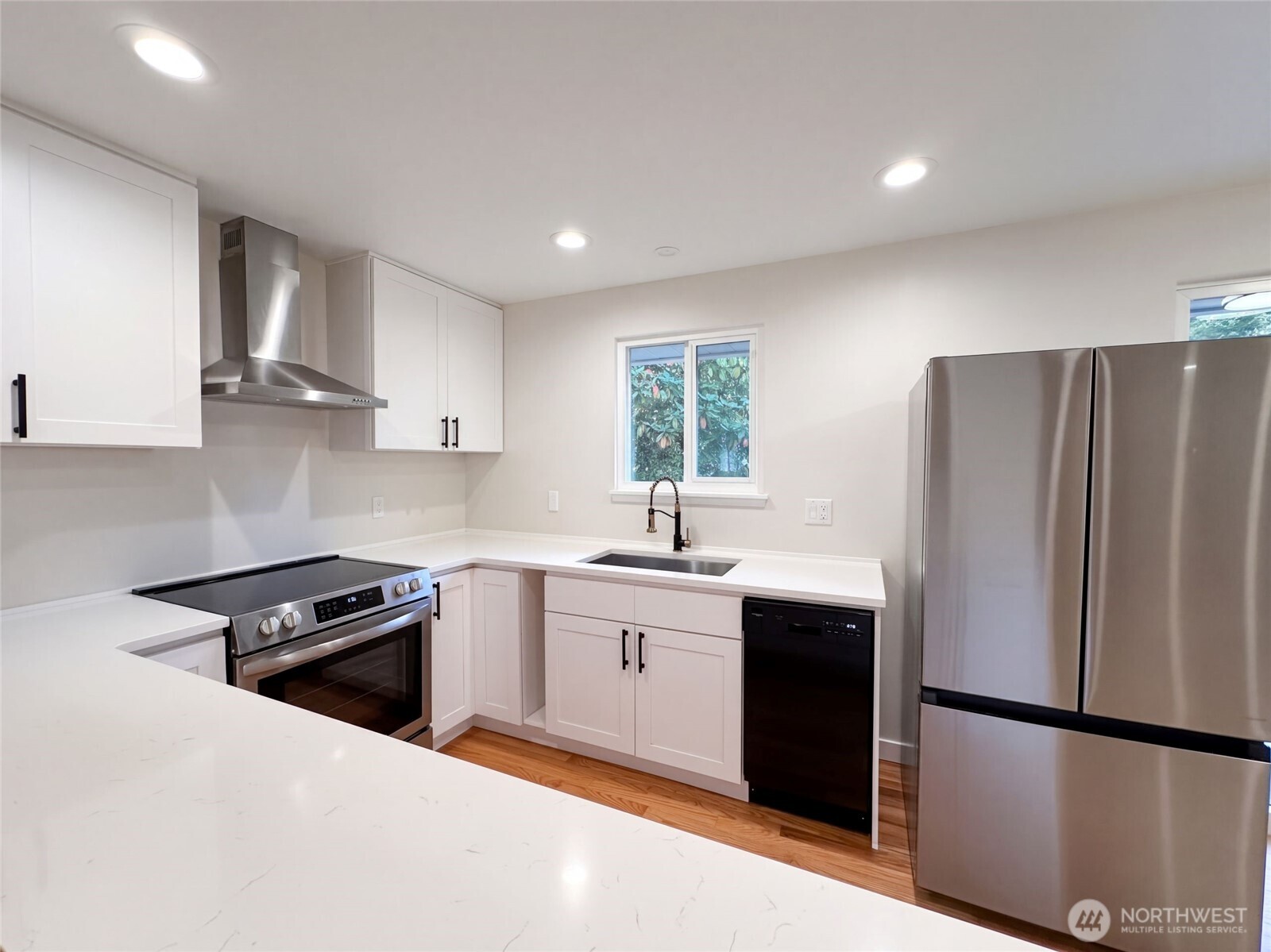 11245 12th Avenue Property Photo 9