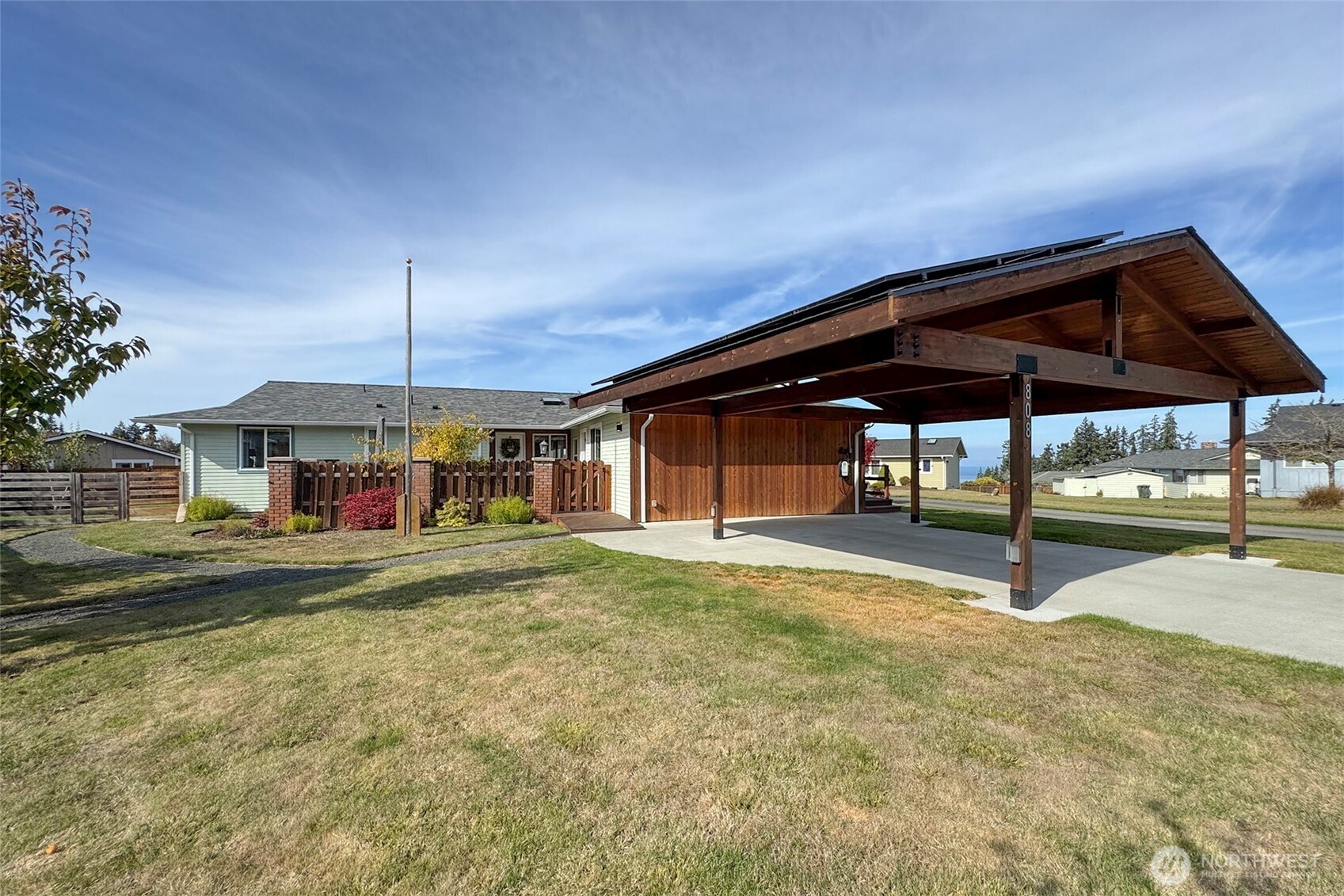 808 S Golf Course Road Property Photo 3