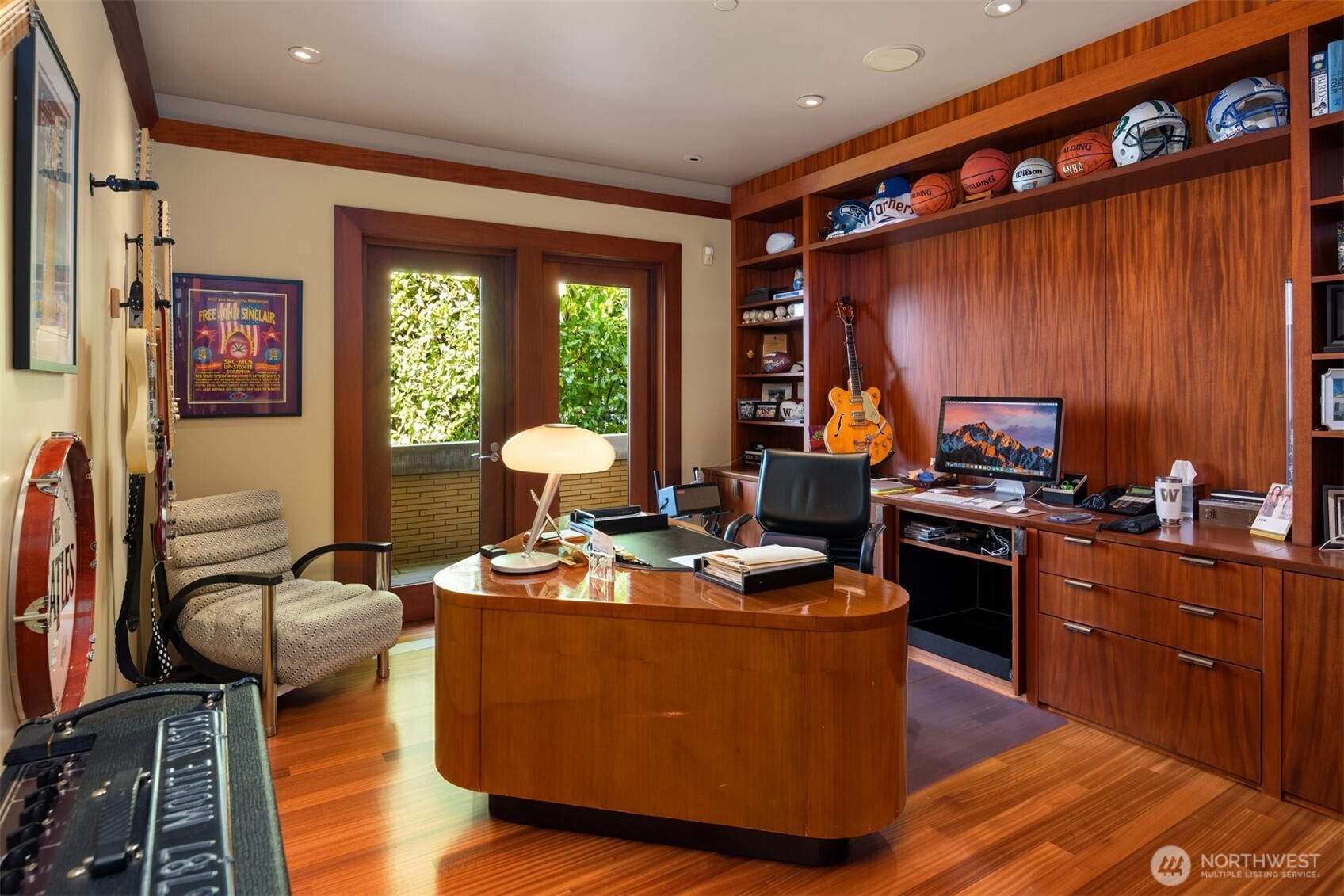 415 Shoreland Drive Property Photo 18