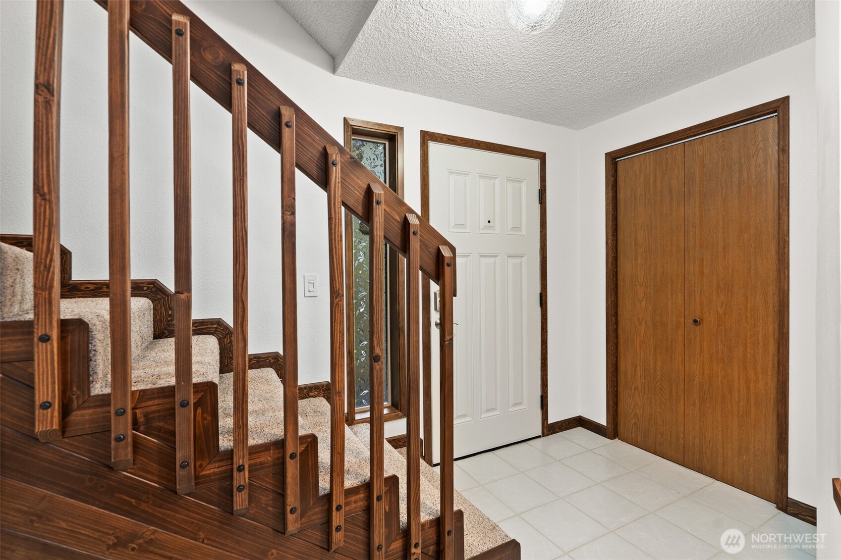 4841 E Forest Glen Drive Property Photo 3
