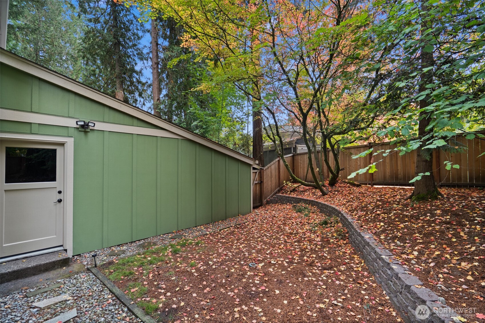 4841 E Forest Glen Drive Property Photo 33