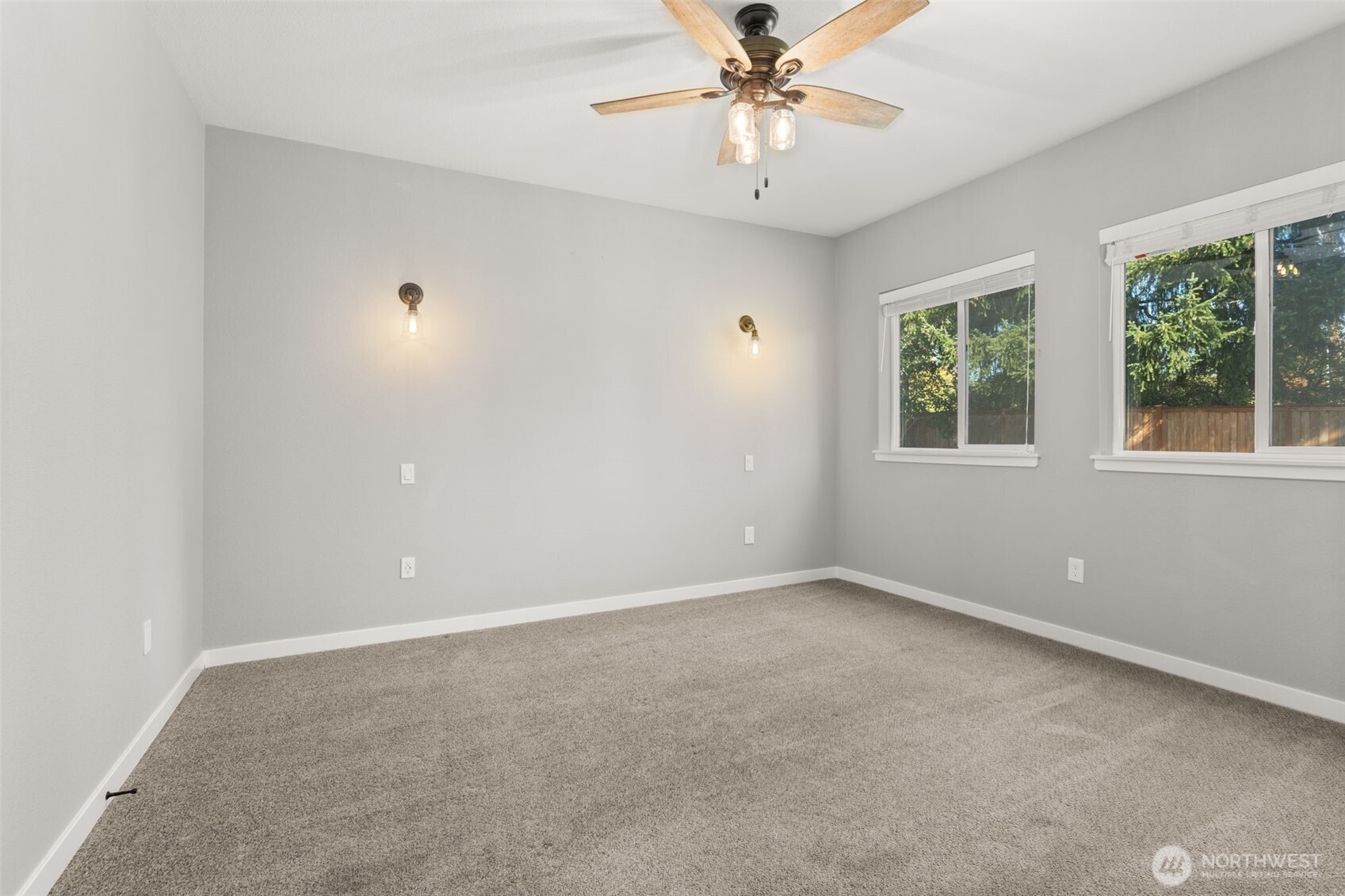 228 Fenway Drive Property Photo 12