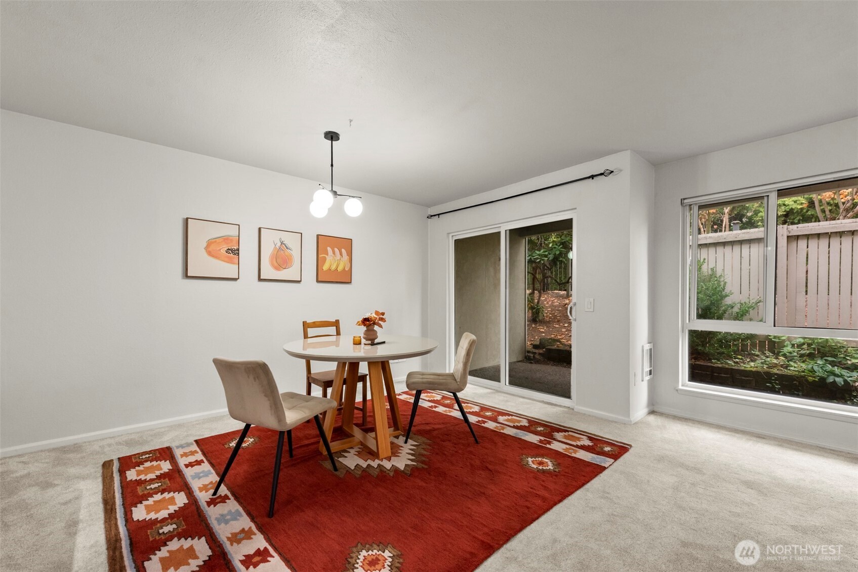 1622 103rd Place L2 Property Photo 6