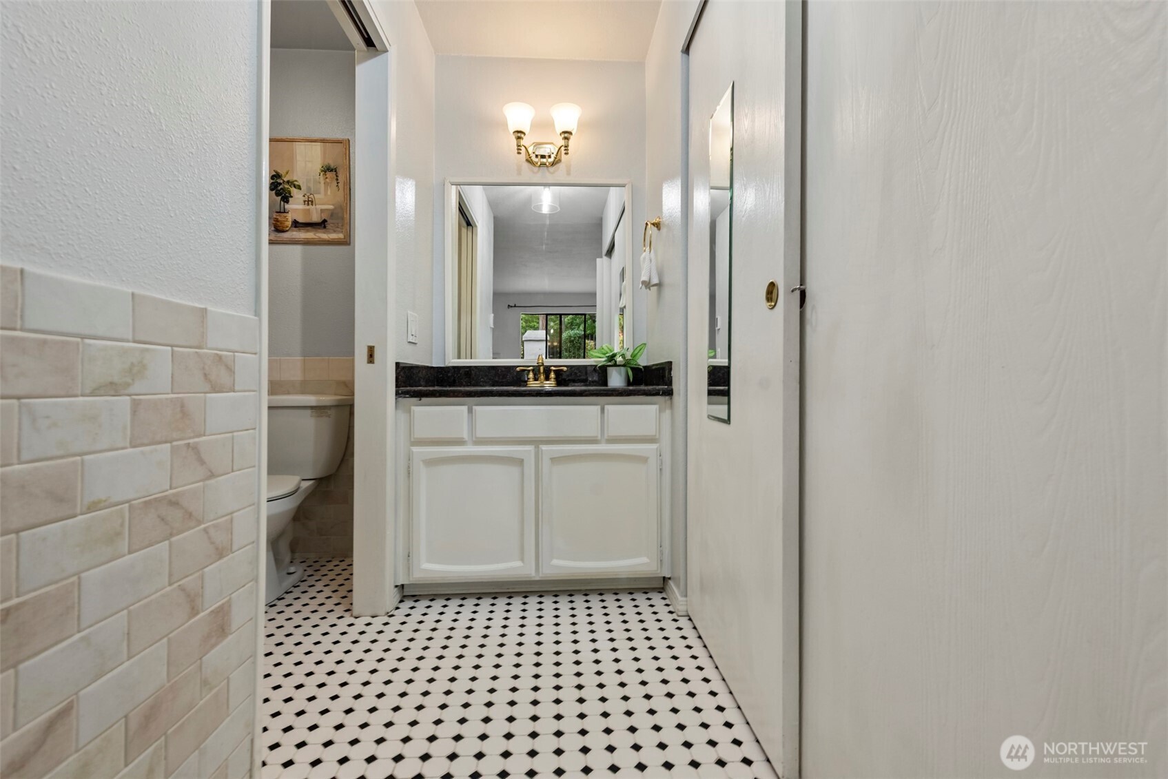 1622 103rd Place L2 Property Photo 13
