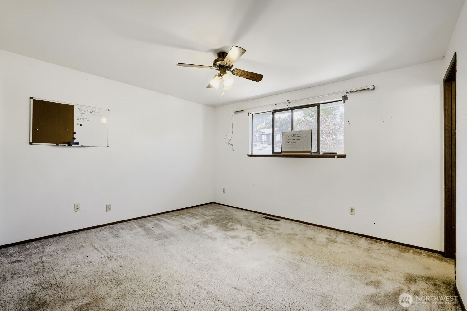 8046 S 116th Street Property Photo 7