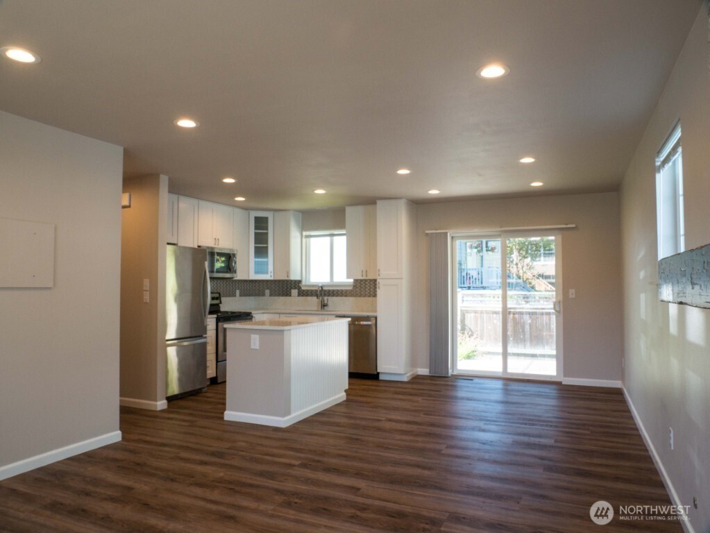 111 Alder Street Property Photo 2