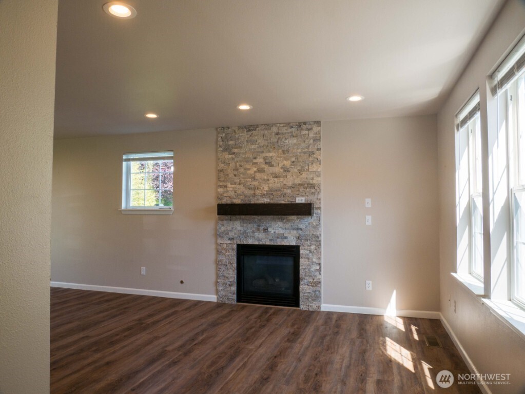 111 Alder Street Property Photo 3