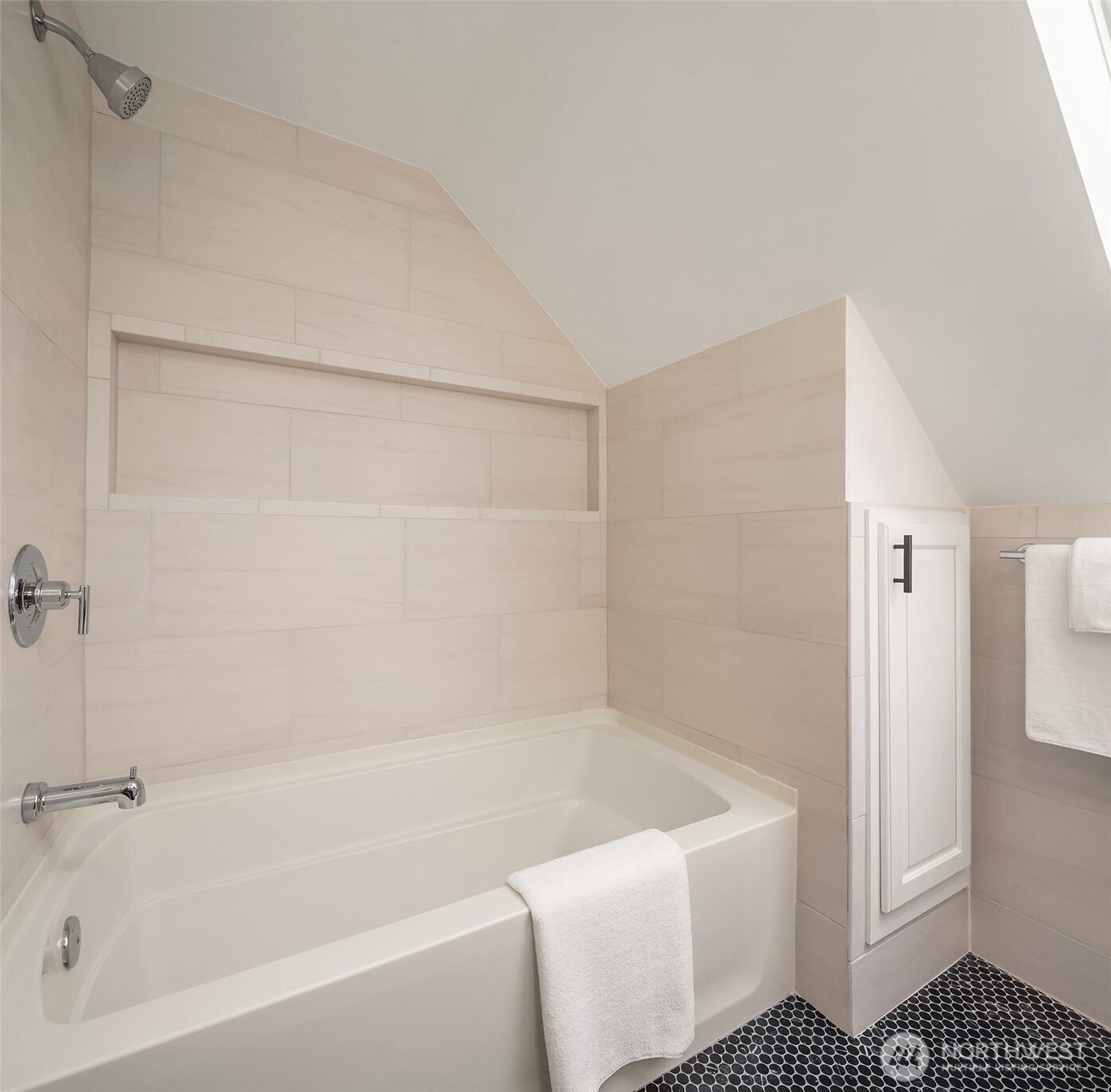 535 N 74th Street Property Photo 22