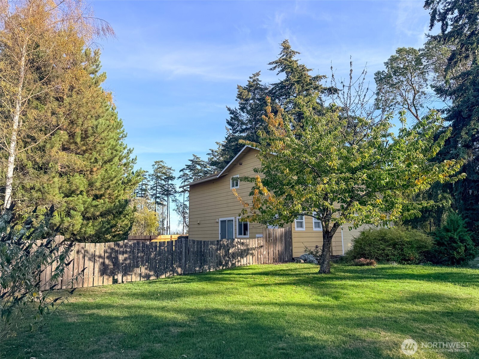 1344 Hancock Street Property Photo 35