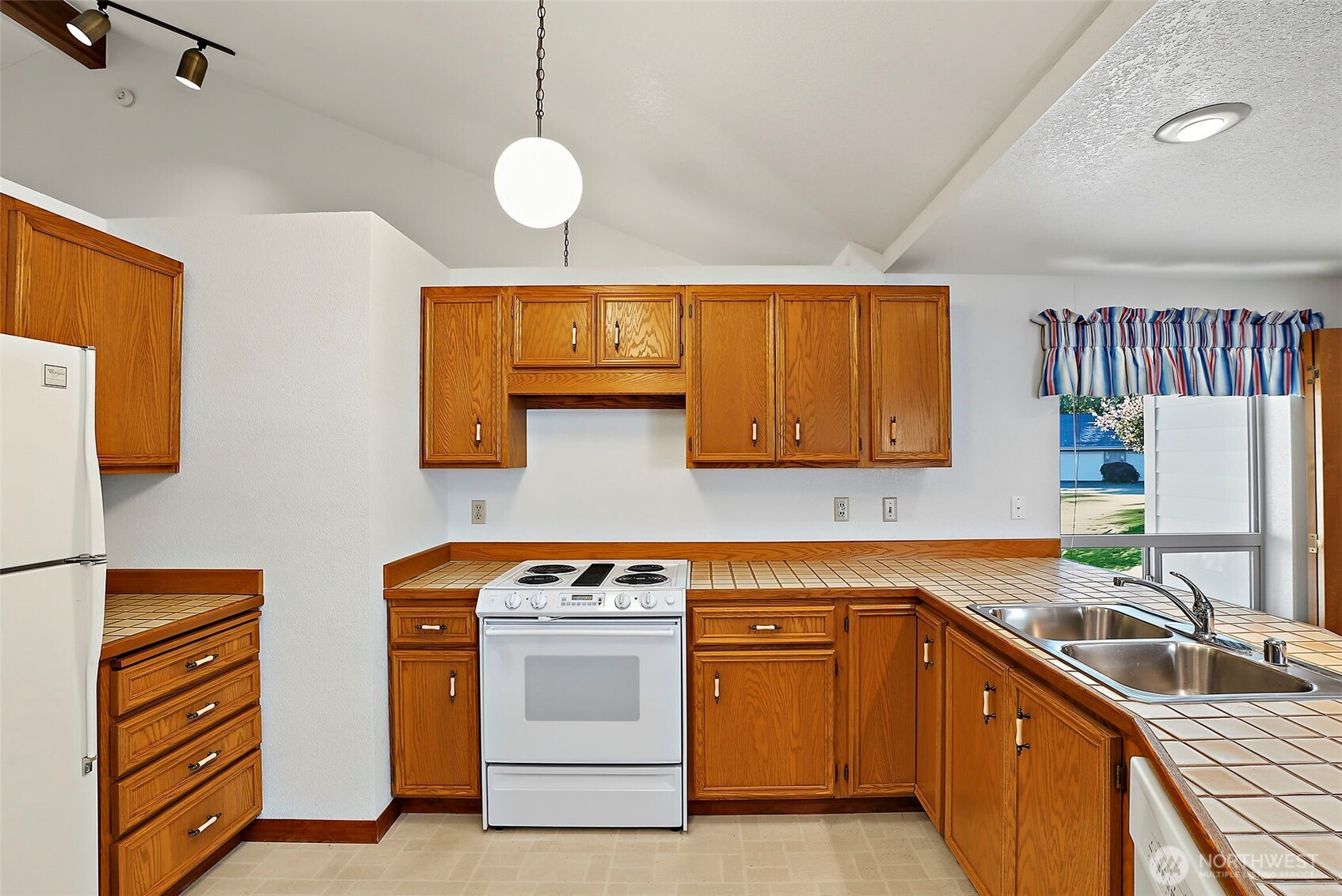 1334 Boise Street Property Photo 18