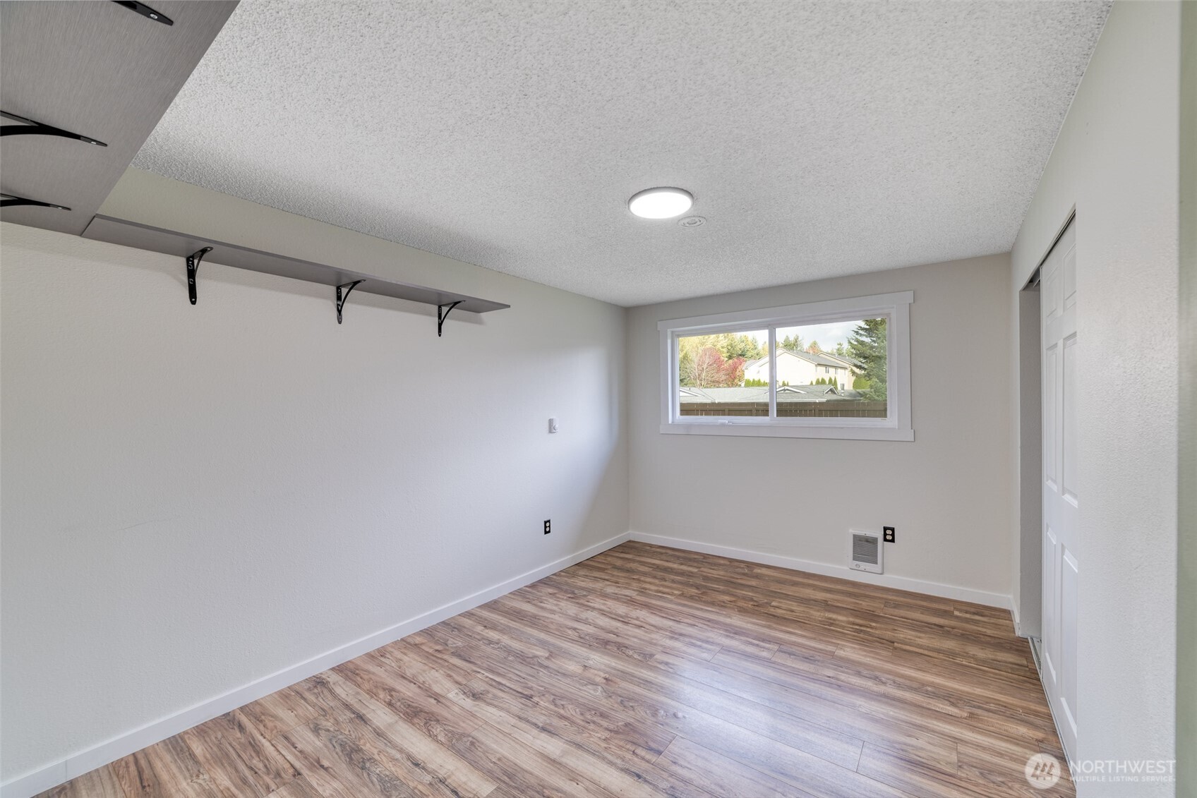 21502 106th Street Property Photo 8