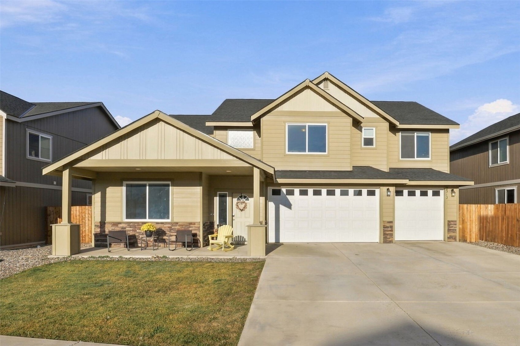 2313 N Sunnyview Lane Property Photo 1