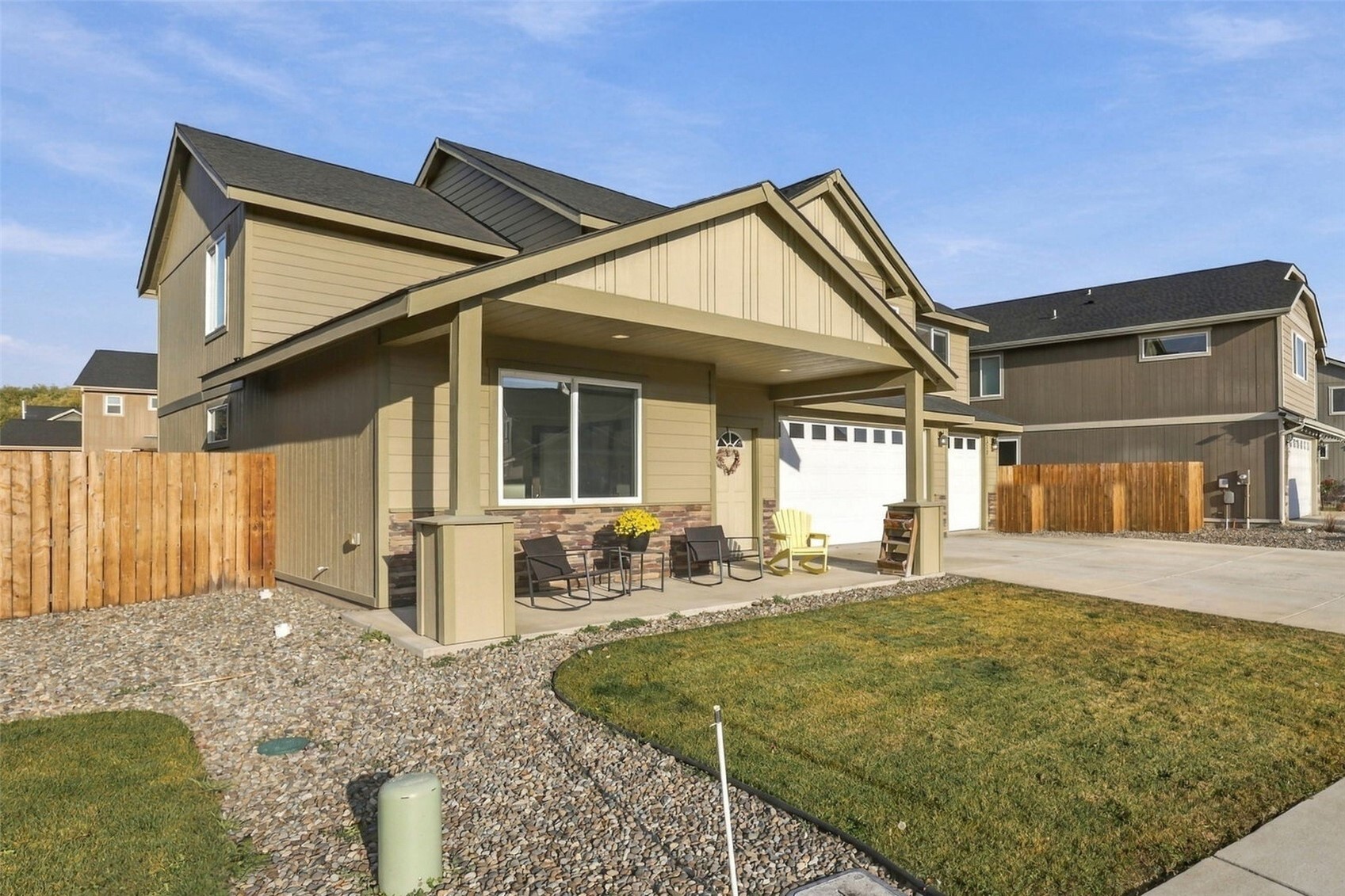 2313 N Sunnyview Lane Property Photo 3