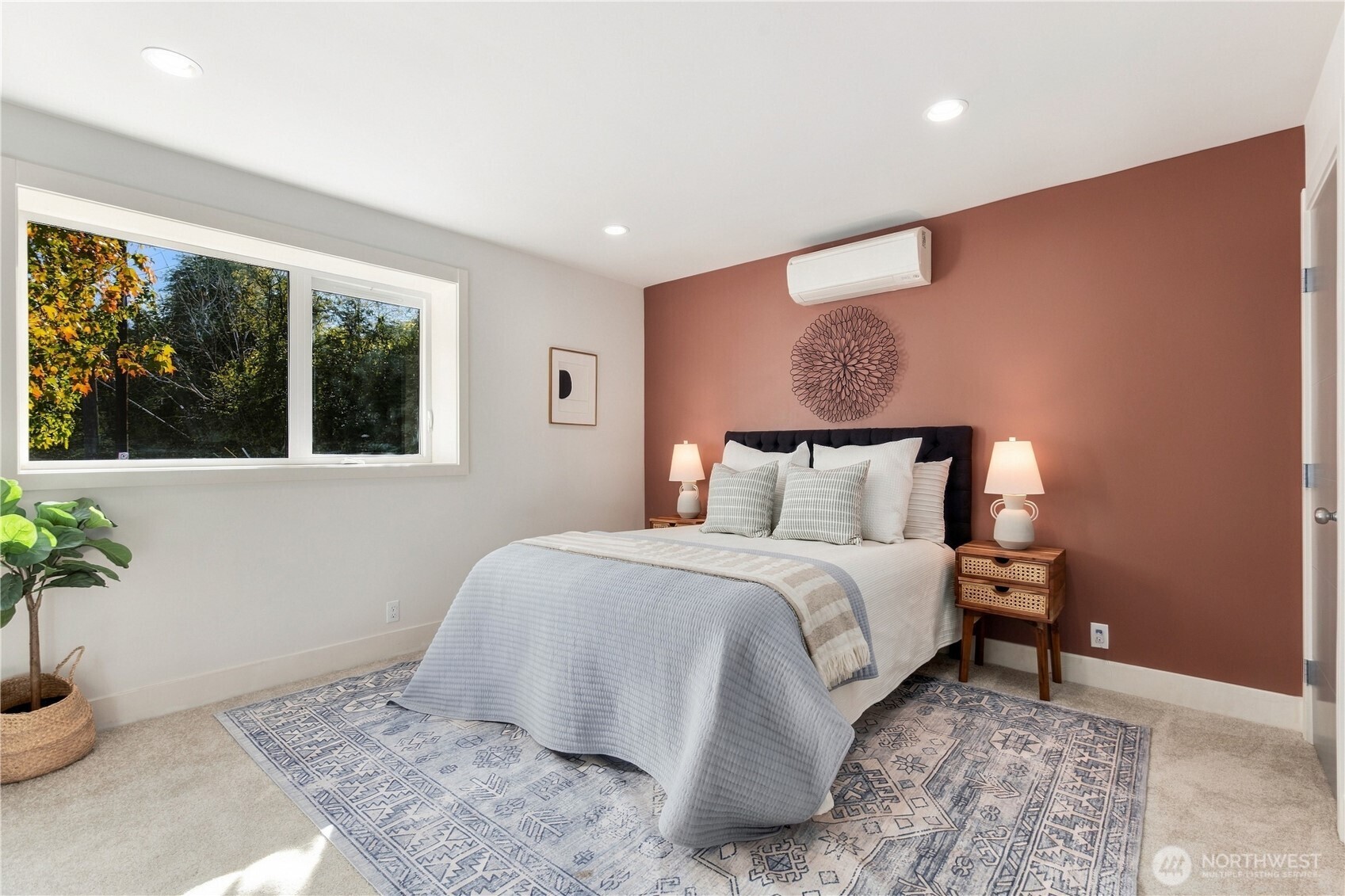 1768 Valentine Place Property Photo 2