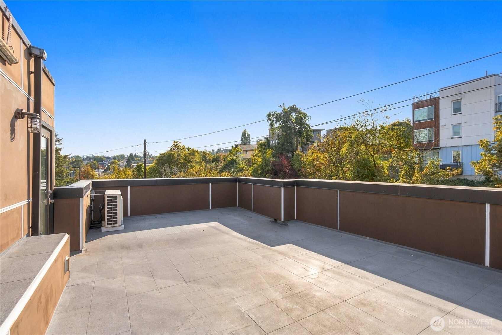 1768 Valentine Place Property Photo 26