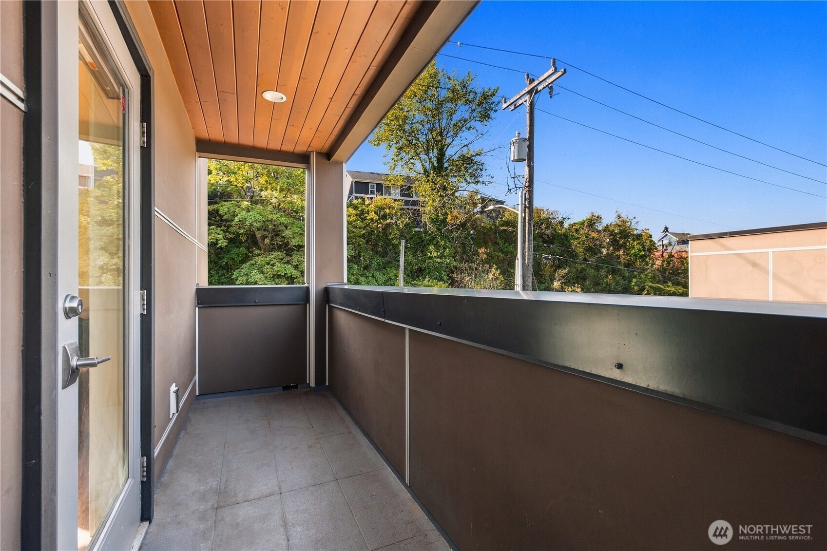 1768 Valentine Place Property Photo 28