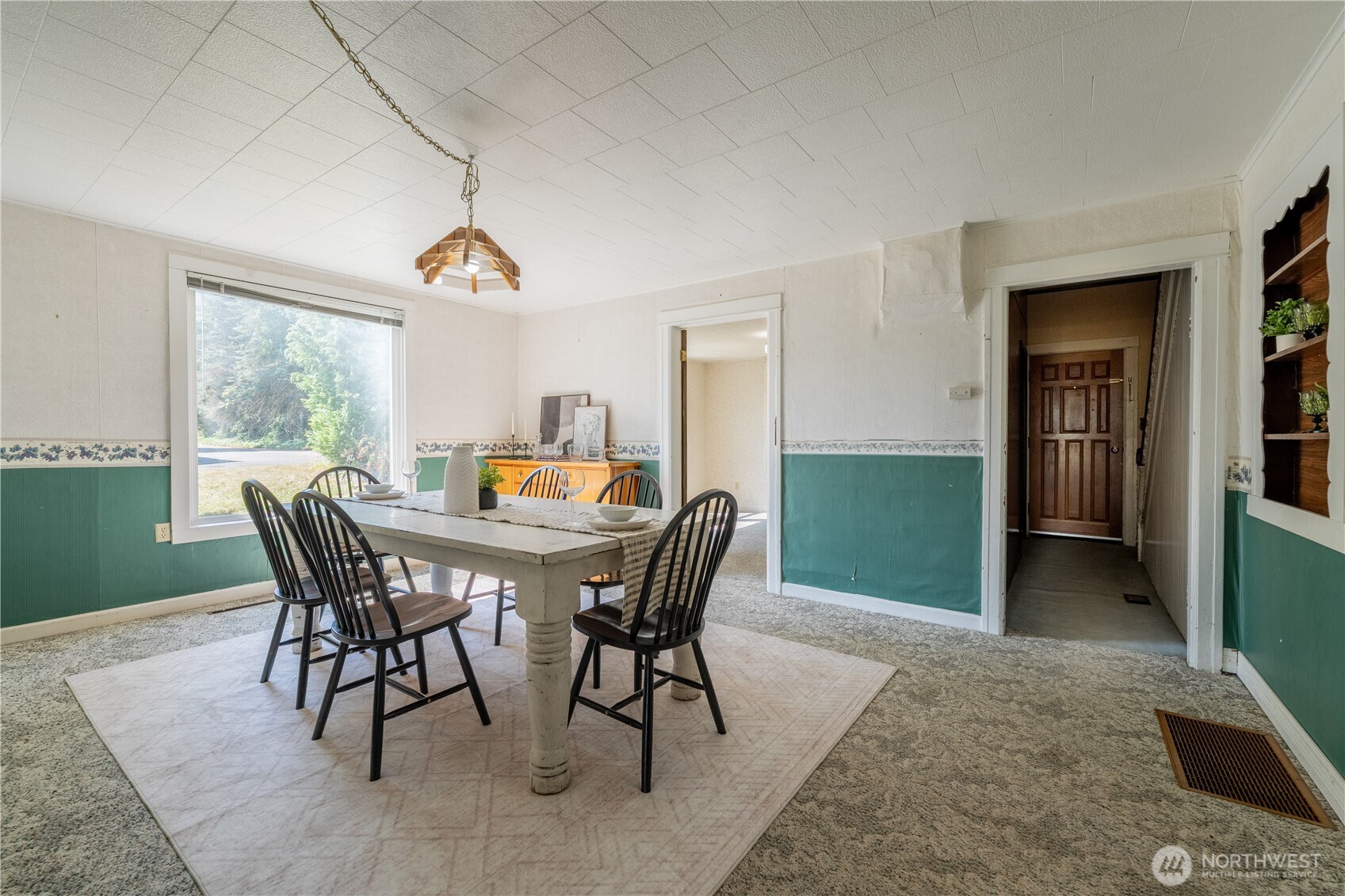 10121 67th Avenue Property Photo 3