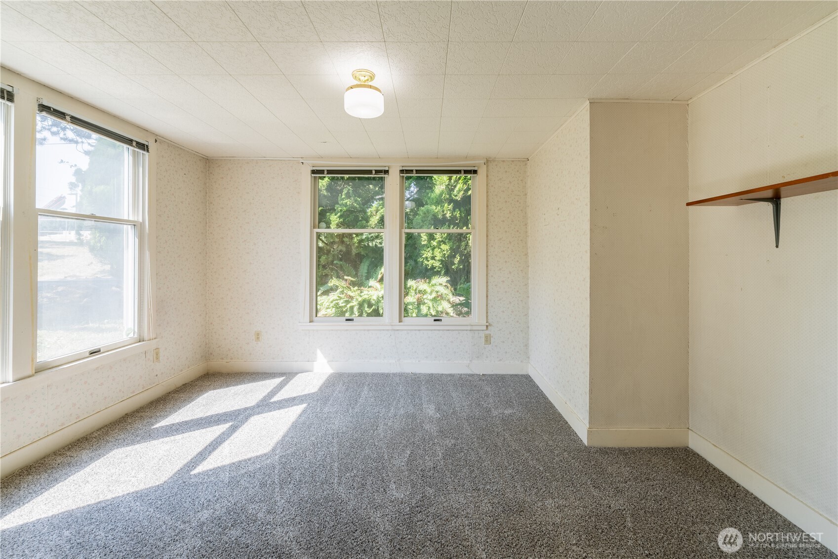 10121 67th Avenue Property Photo 5