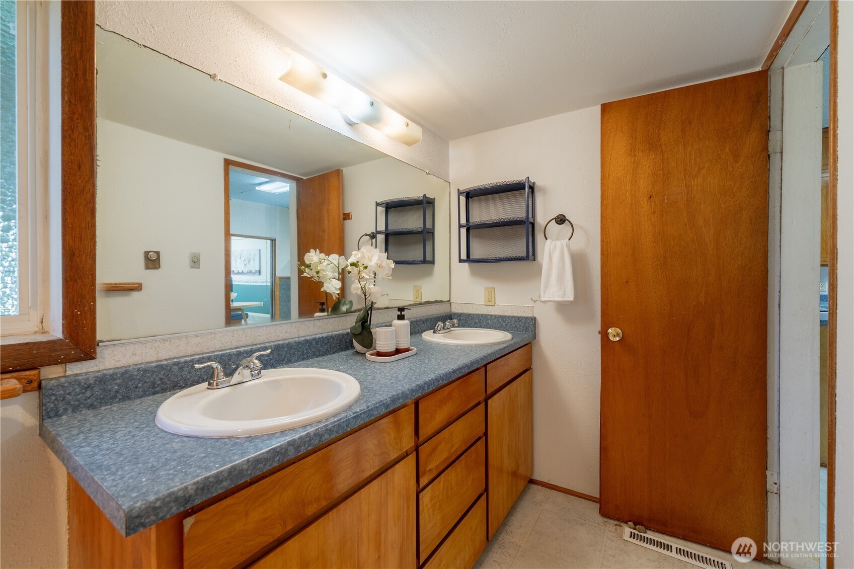 10121 67th Avenue Property Photo 11