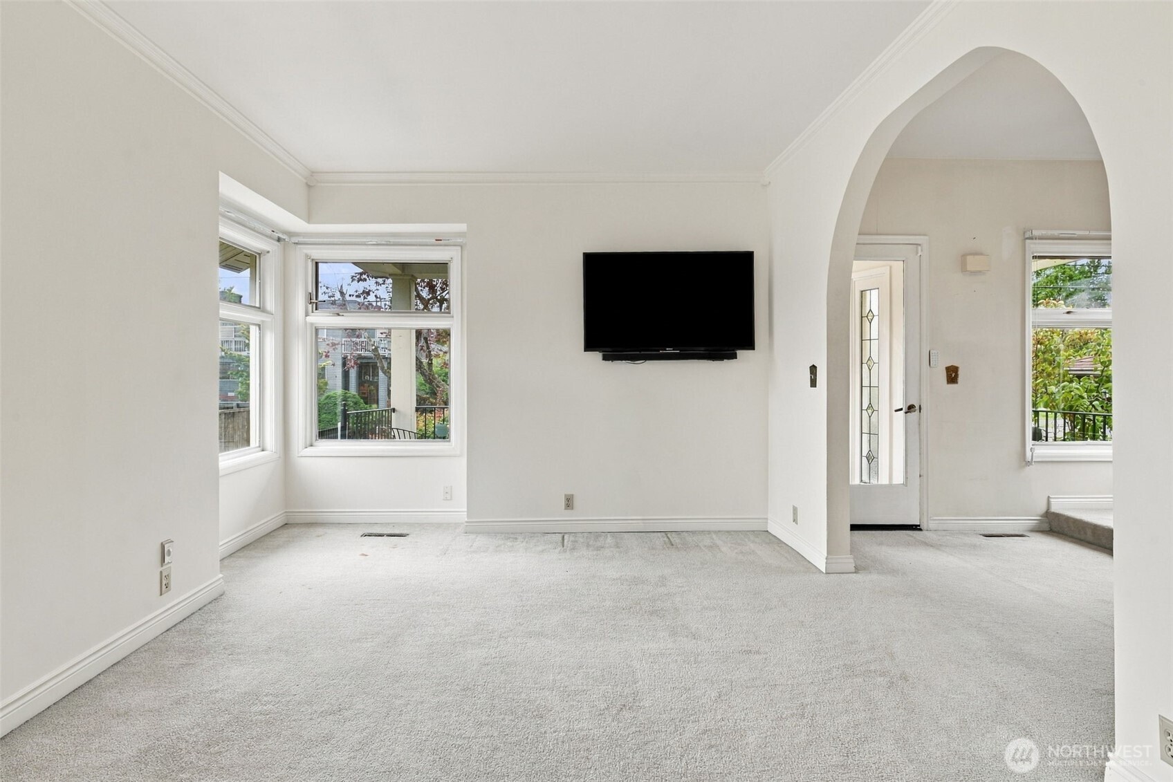 5240 S Dawson Street Property Photo 3