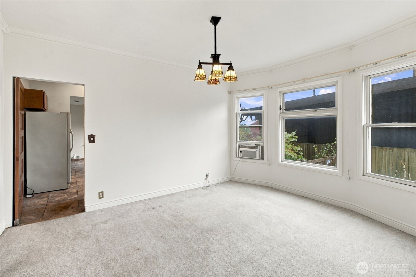 5240 S Dawson Street Property Photo 5