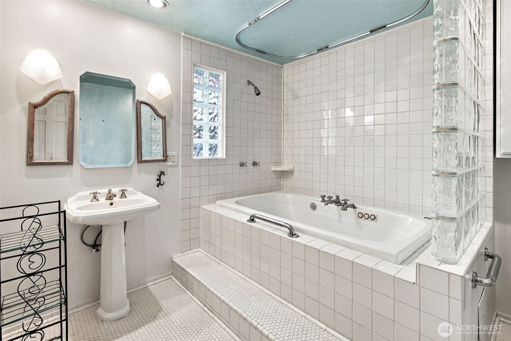 5240 S Dawson Street Property Photo 19