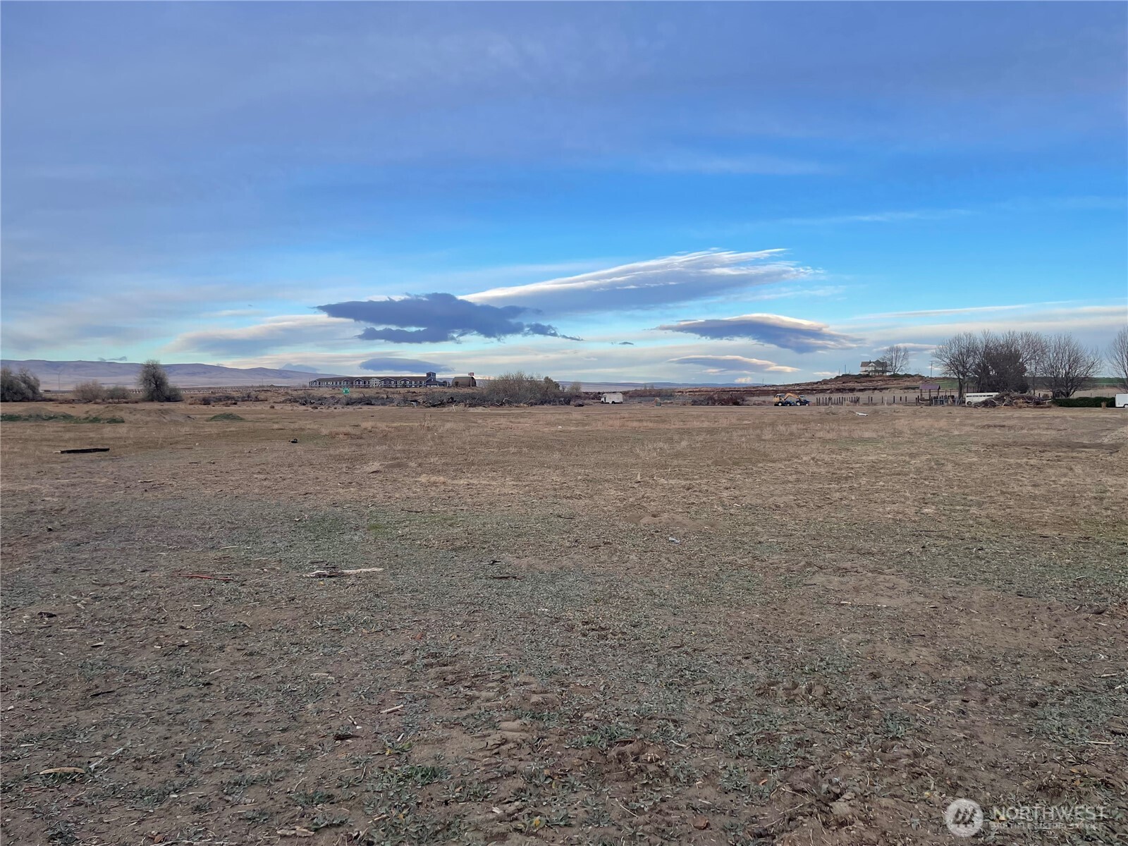4412 Clyde Circle Property Photo 3
