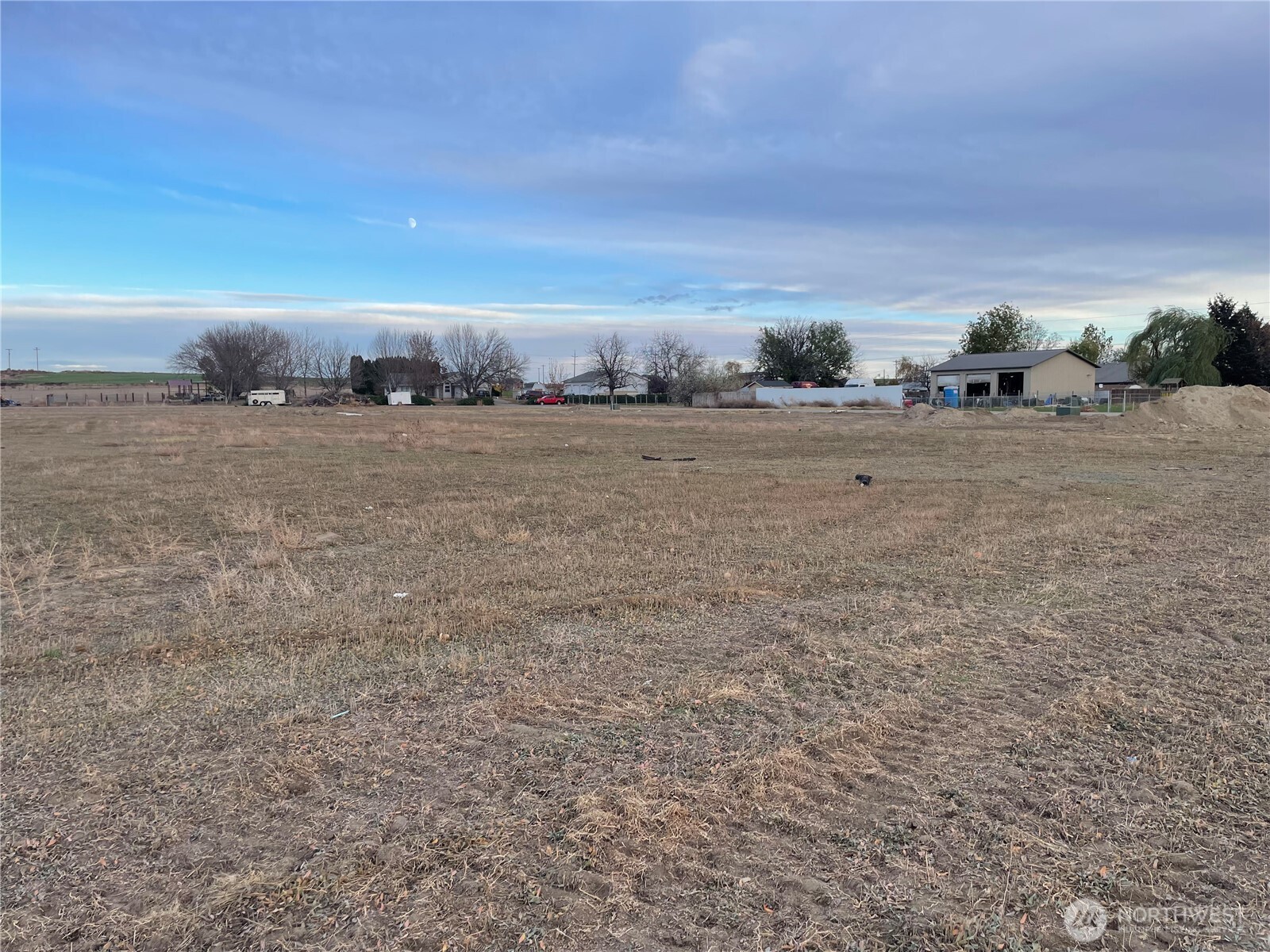 4412 Clyde Circle Property Photo 4