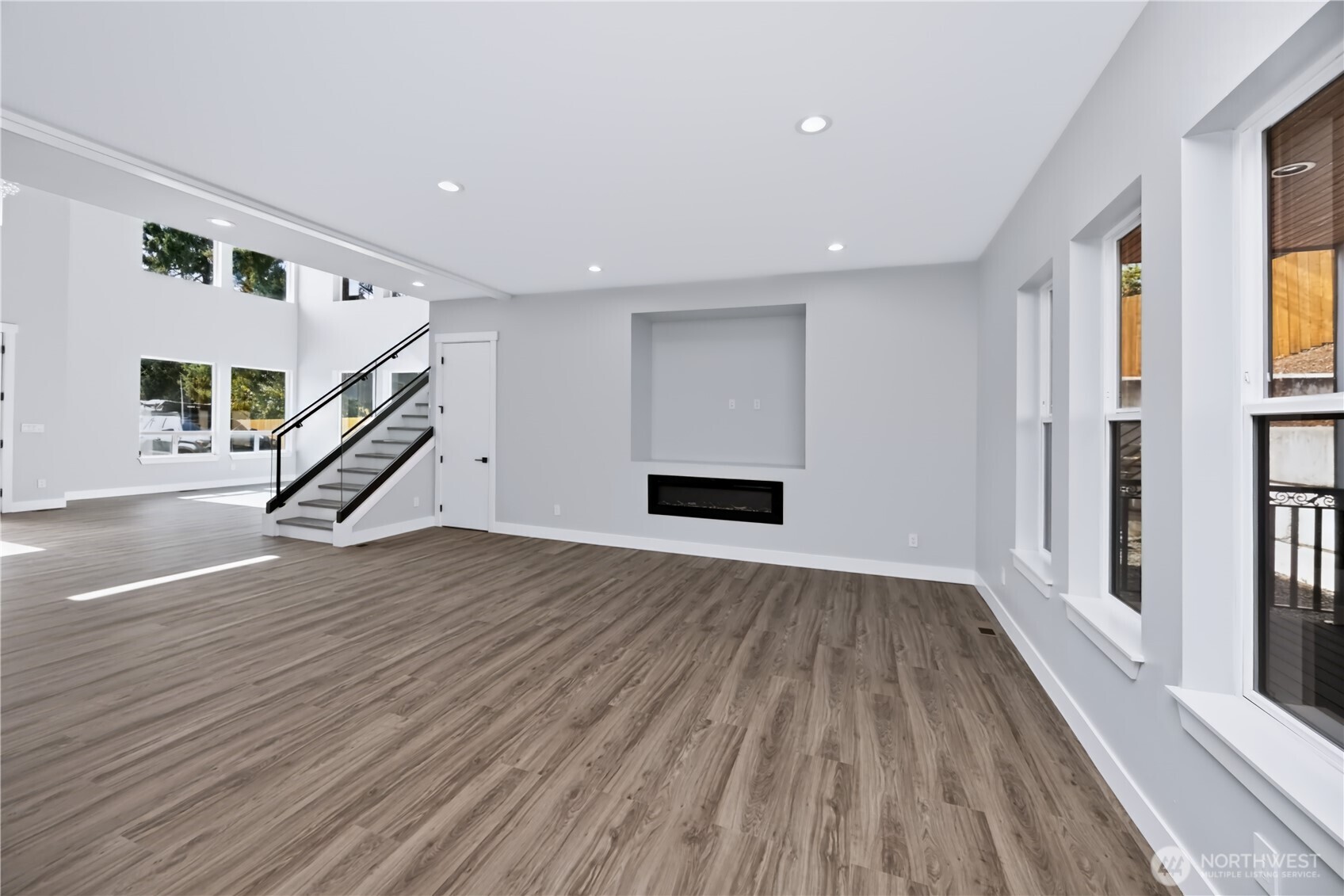 4472 S 172nd Street Property Photo 12