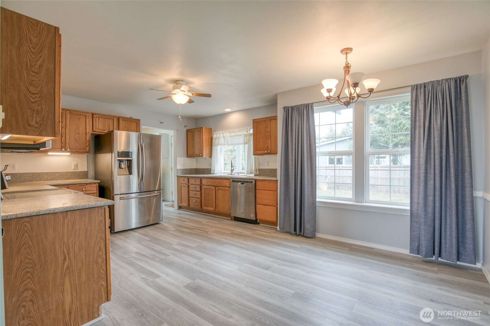 362 Lake Bay Loop Property Photo 6