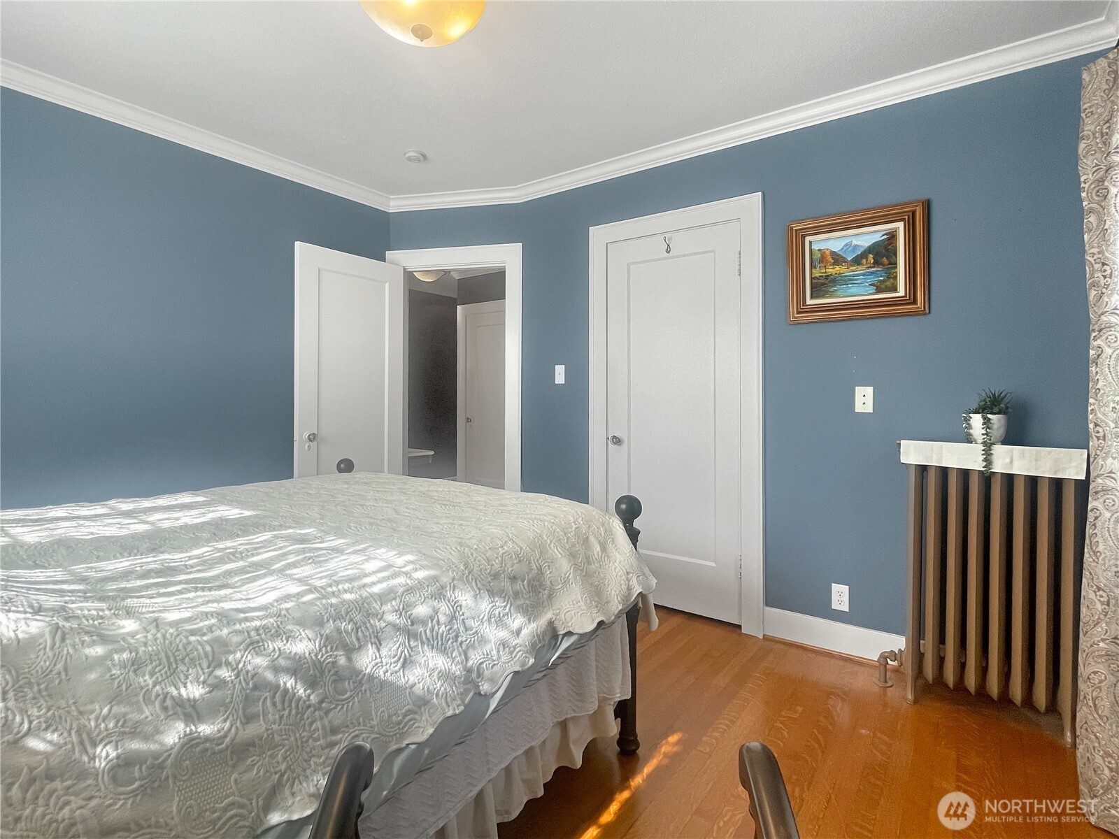 912 N Division Street Property Photo 19