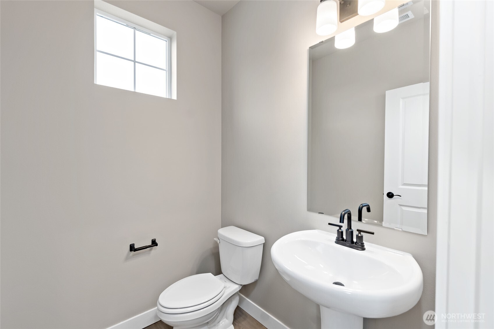 6169 Nw Bruggman Loop Property Photo 5
