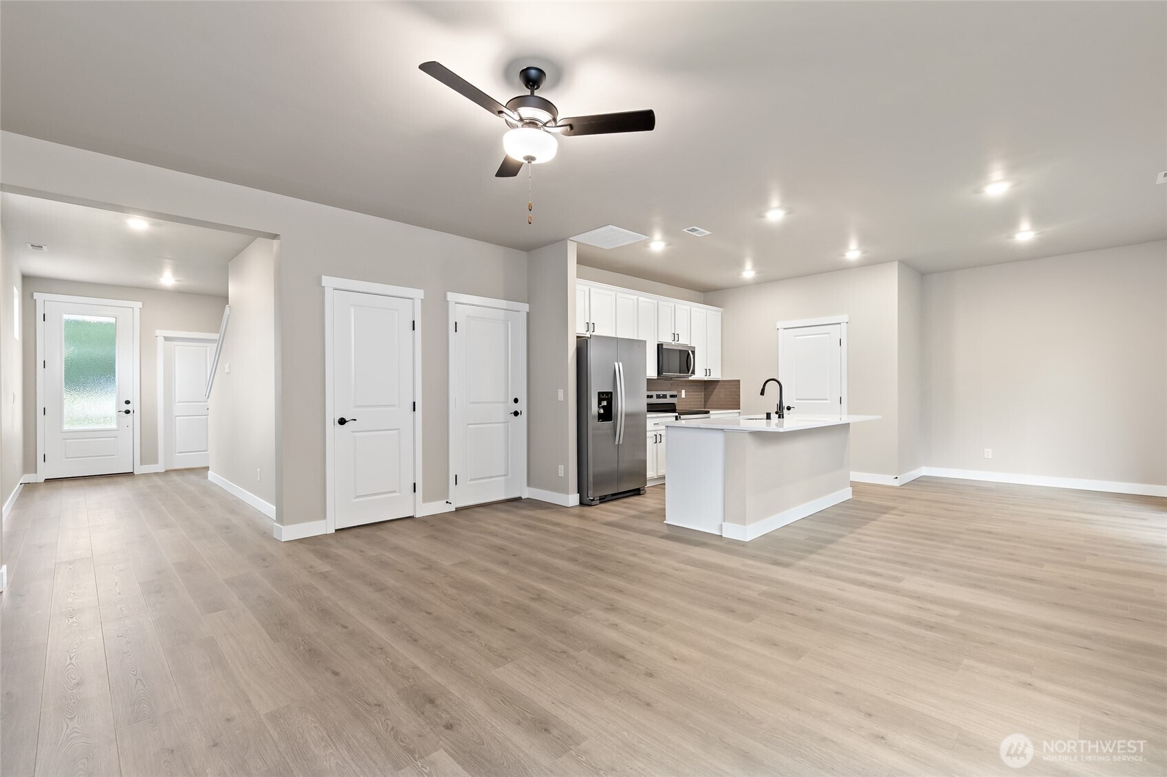 6169 Nw Bruggman Loop Property Photo 6