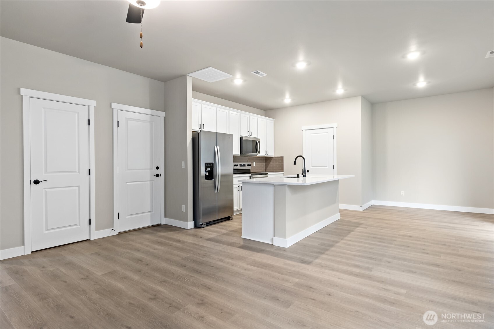 6169 Nw Bruggman Loop Property Photo 10