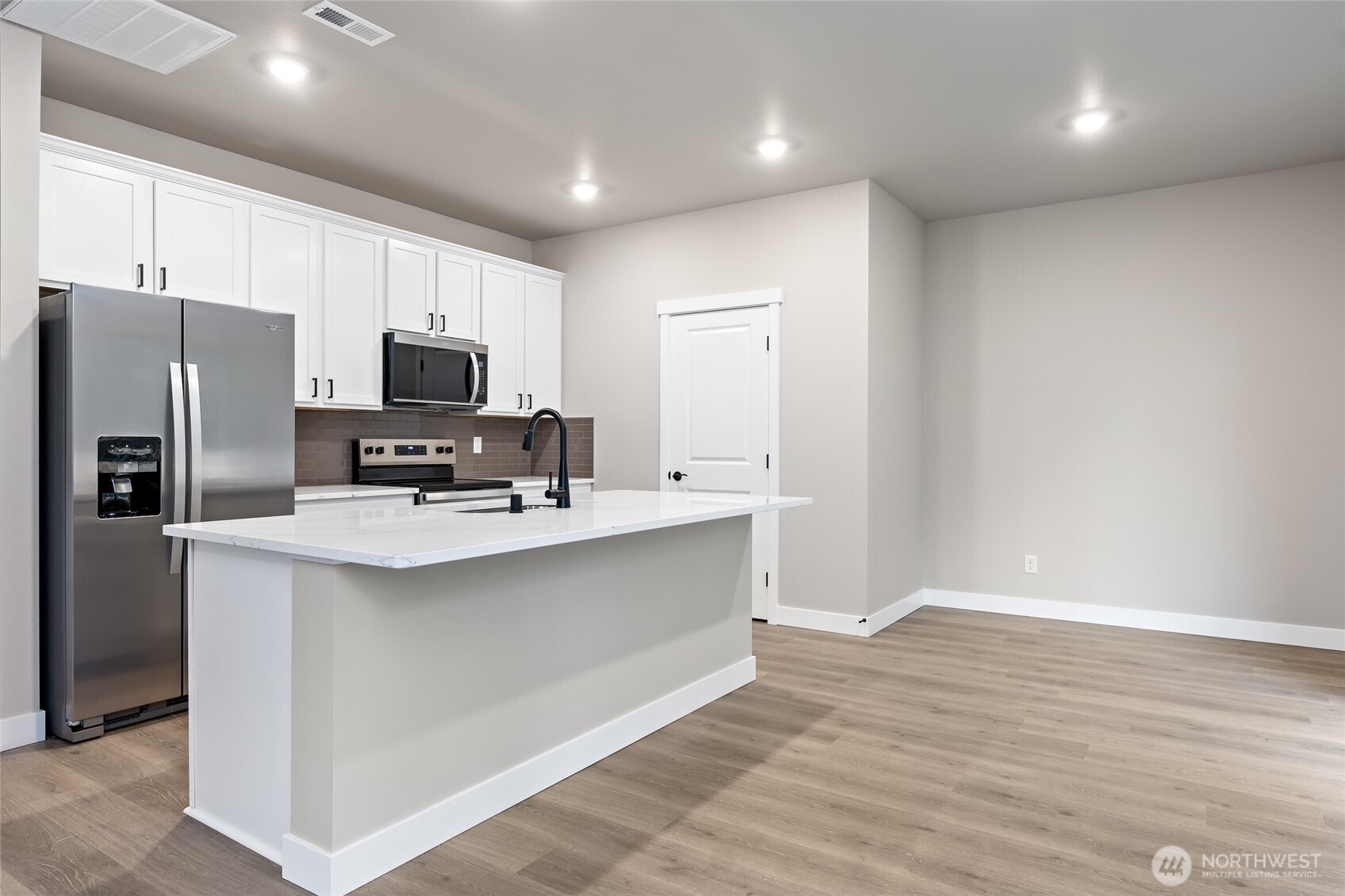 6169 Nw Bruggman Loop Property Photo 13