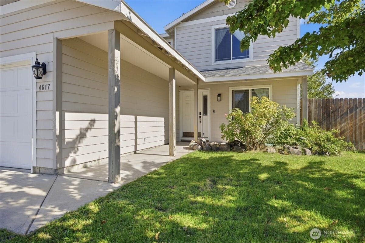 4617 Muris Lane Property Photo 4