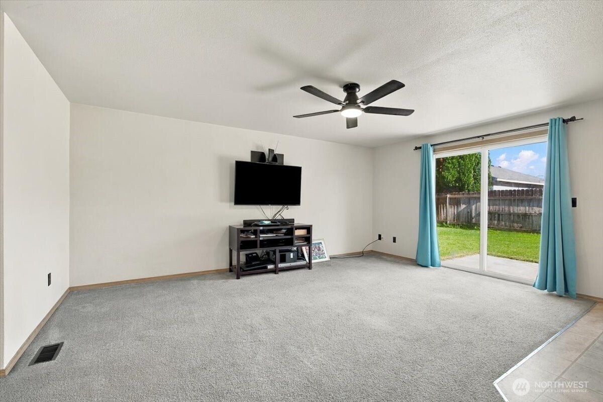 4617 Muris Lane Property Photo 15