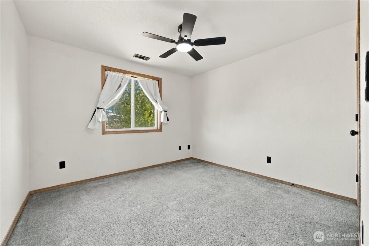 4617 Muris Lane Property Photo 26